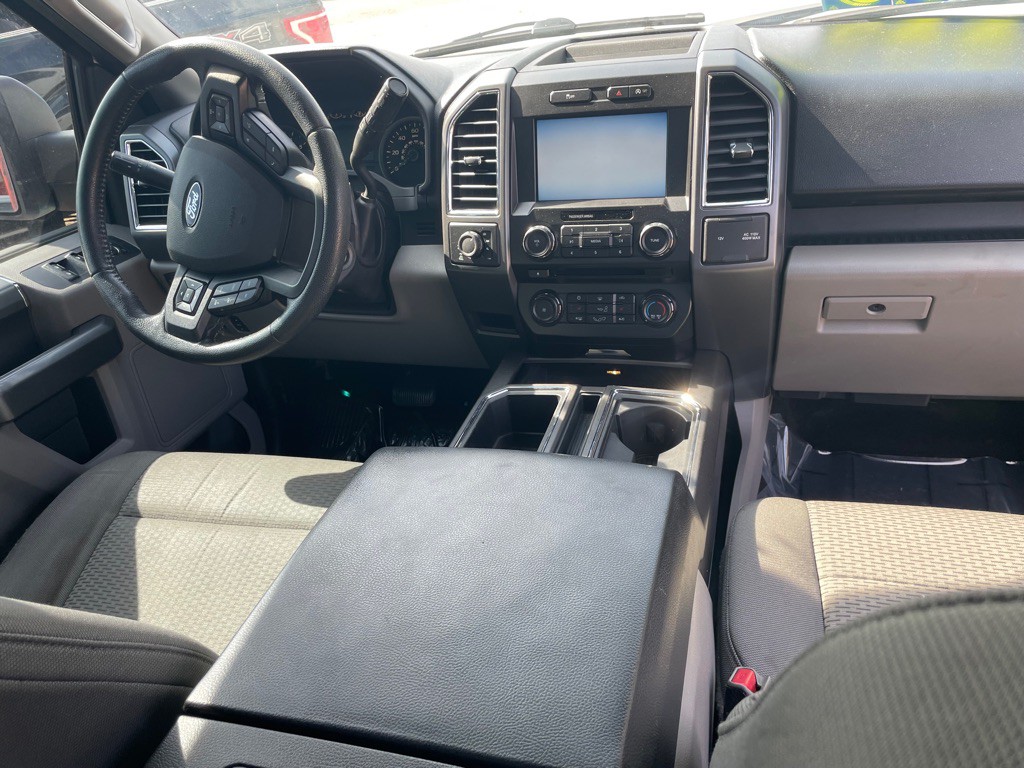 2015 Ford F-150 Image 9