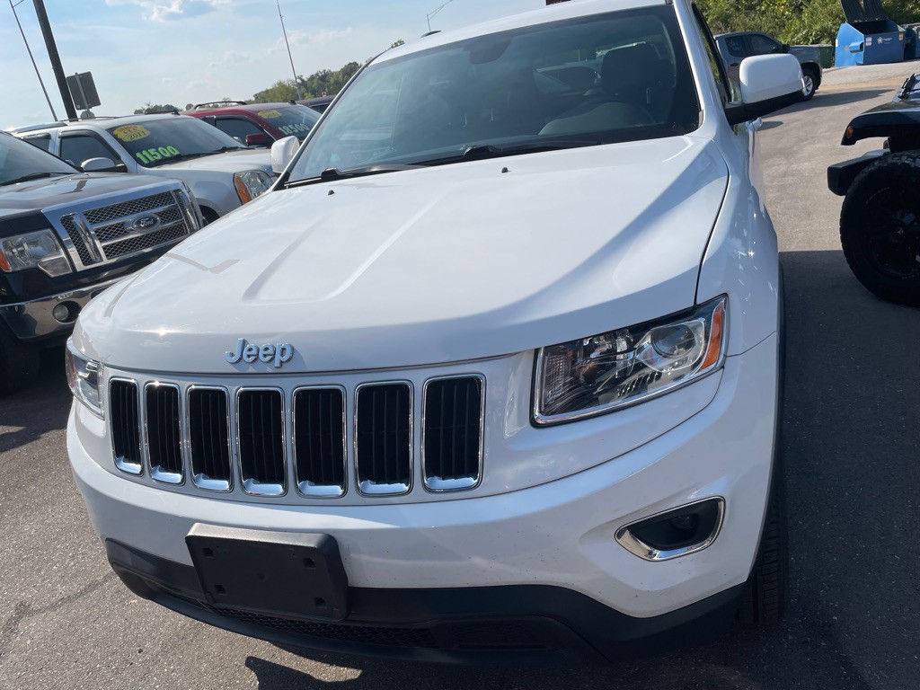 2016 Jeep Grand Cherokee Image 2