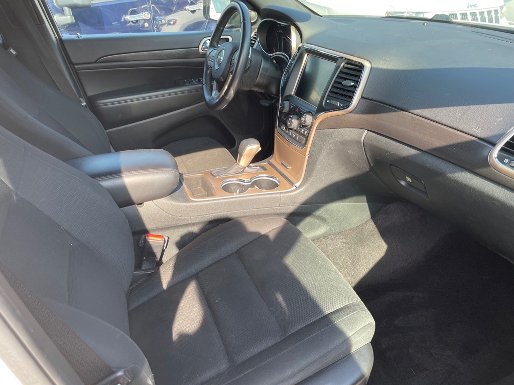 2016 Jeep Grand Cherokee Image 10