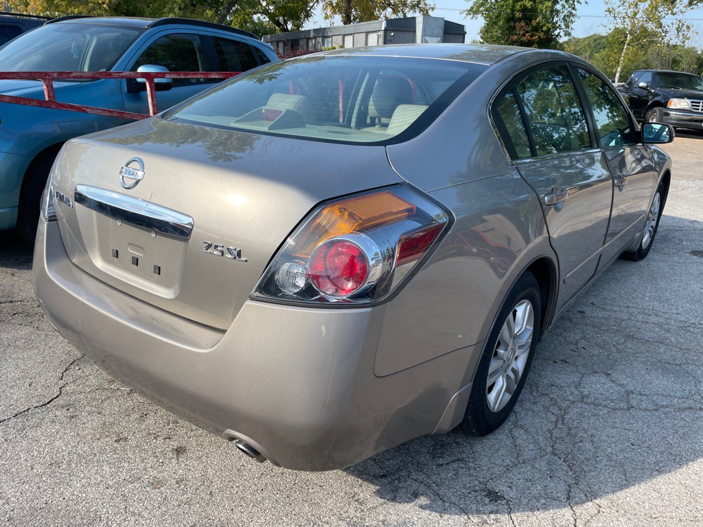 2012 Nissan Altima Image 7