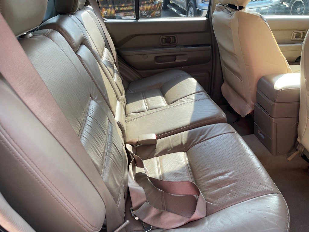 2004 Nissan Pathfinder Image 11