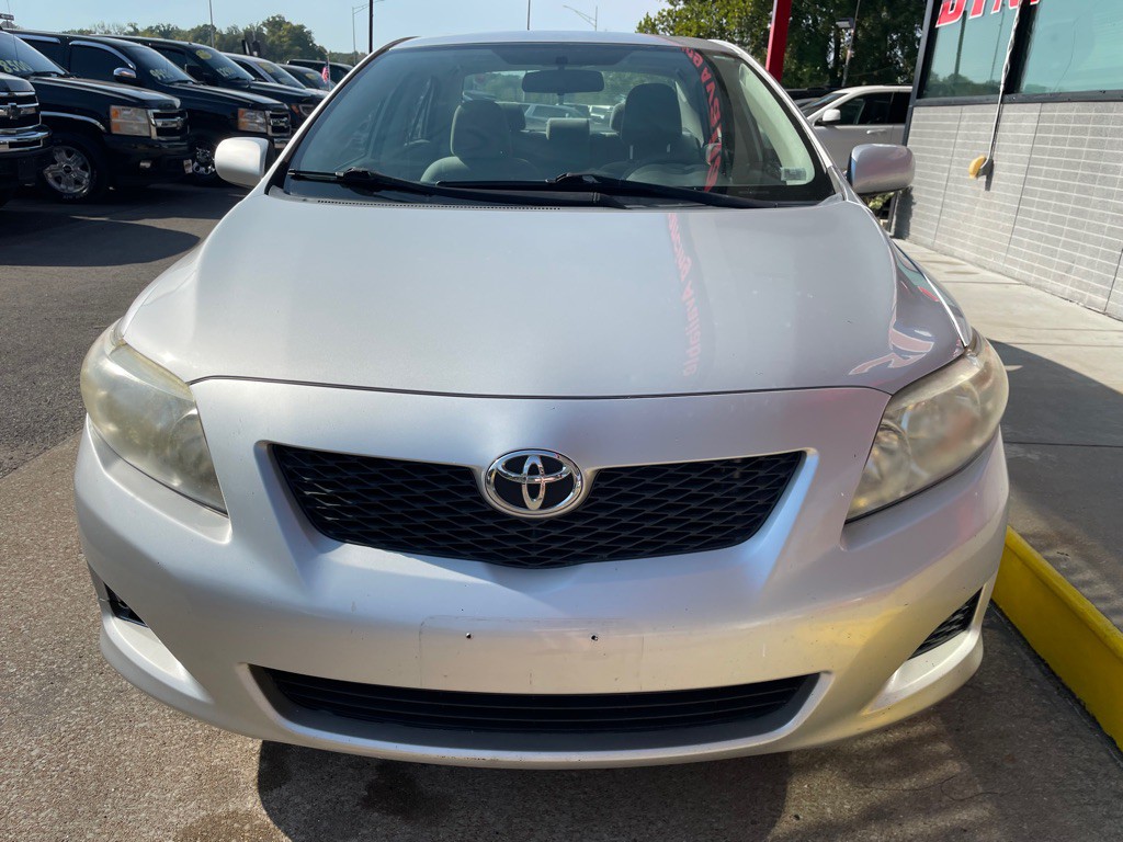 2010 Toyota Corolla Image 3
