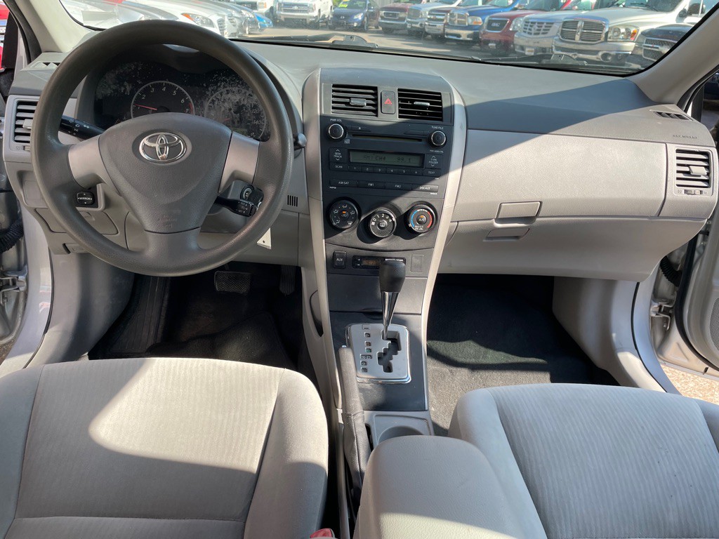 2010 Toyota Corolla Image 9