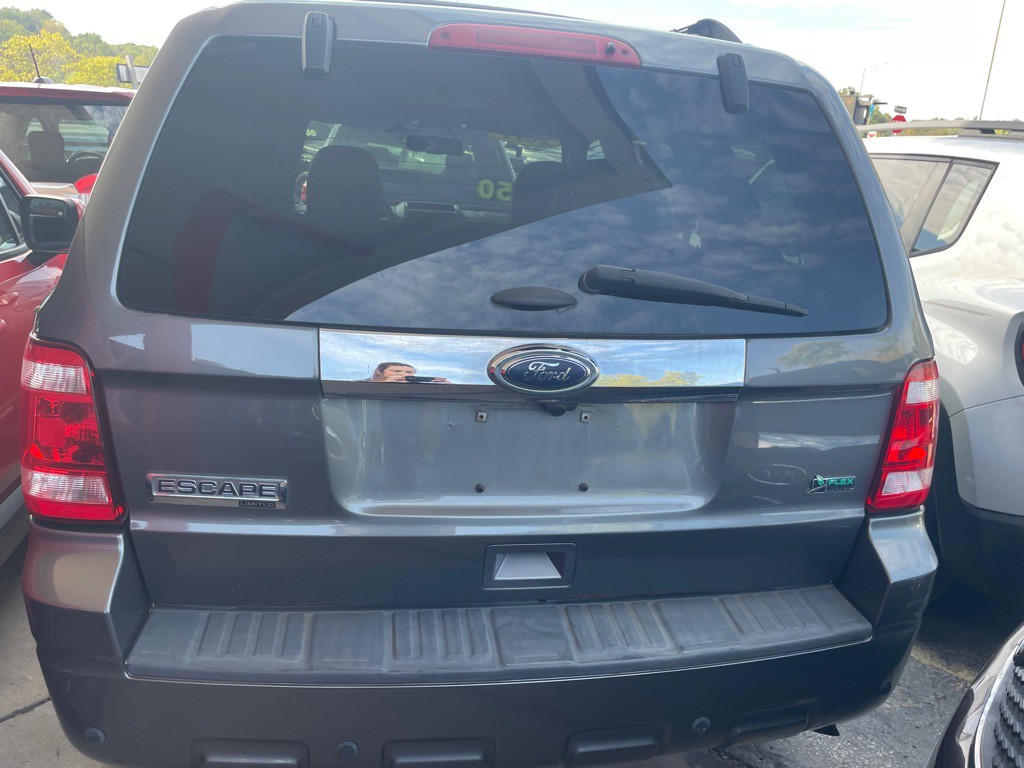 2011 Ford Escape Image 3