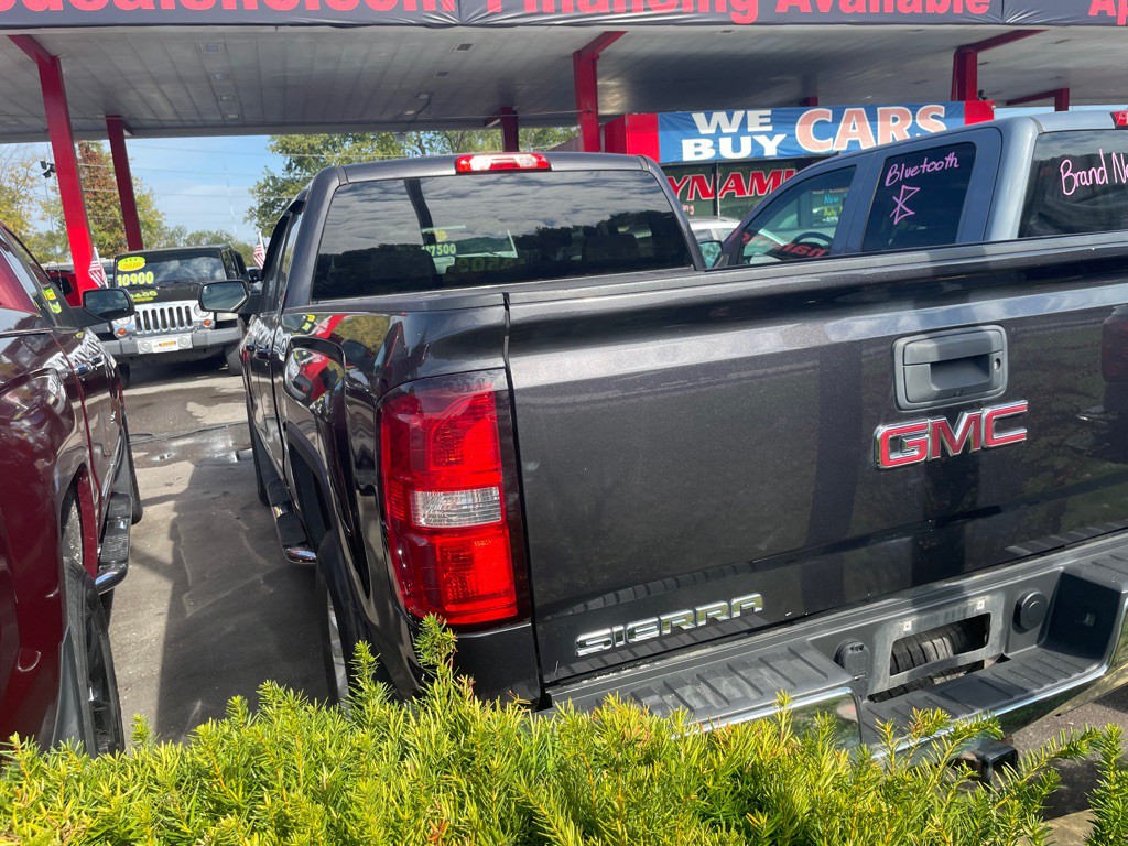 2015 GMC Sierra Image 4