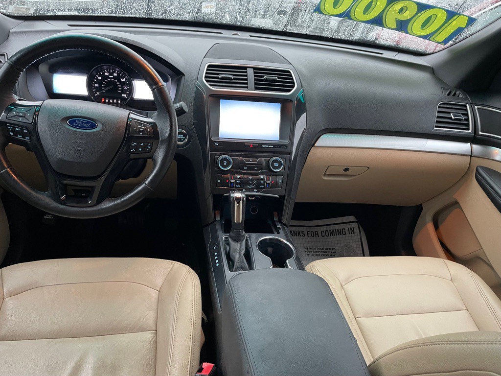 2016 Ford Explorer Image 5