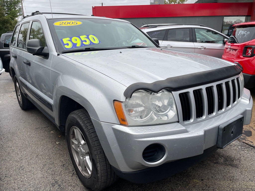 2005 Jeep Grand Cherokee Image 1