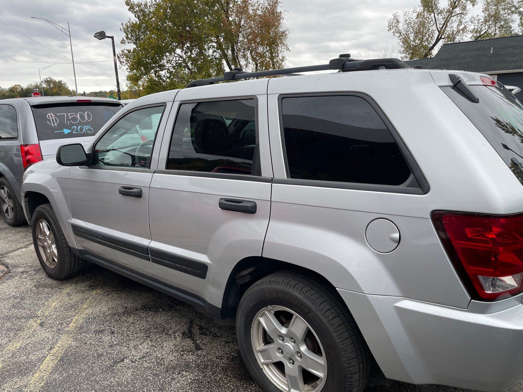 2005 Jeep Grand Cherokee Image 4