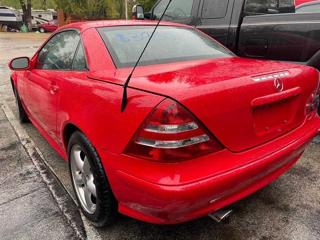 2001 Mercedes-Benz SLK-Class Image 4