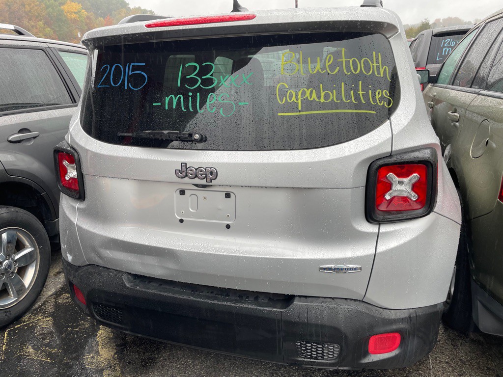 2015 Jeep Renegade Image 5