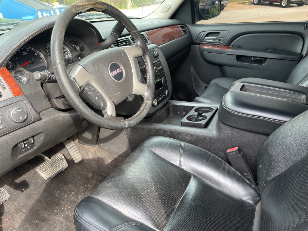 2013 GMC Sierra 2500 Image 8