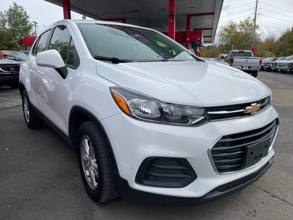 2021 Chevrolet Trax Image 2