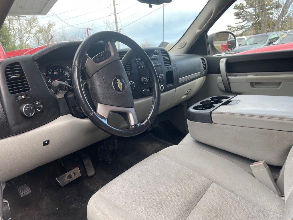 2011 Chevrolet Silverado 1500 Image 6