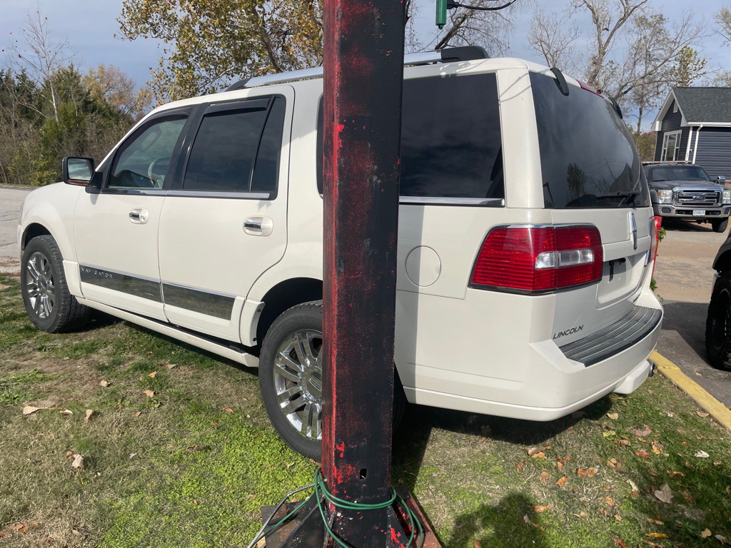 2007 Lincoln Navigator Image 5