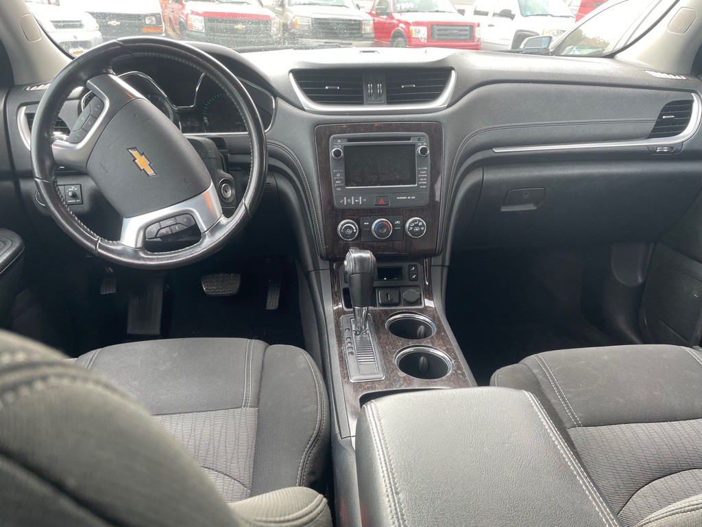 2015 Chevrolet Traverse Image 8