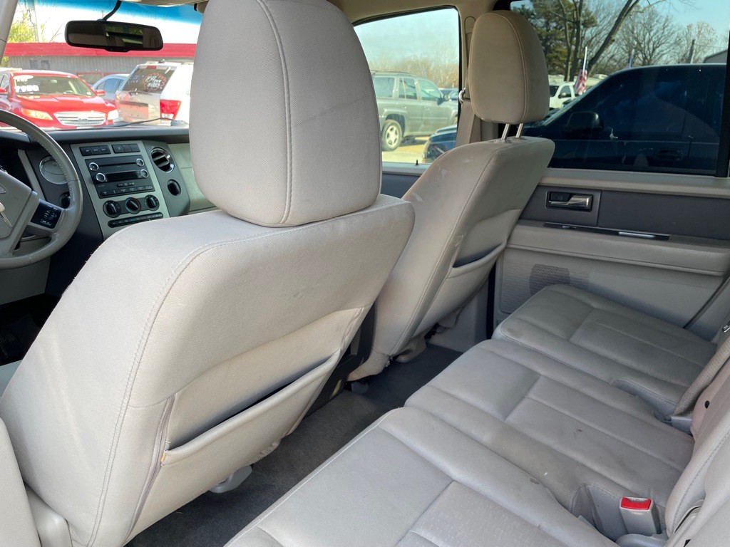 2012 Ford Expedition Image 12