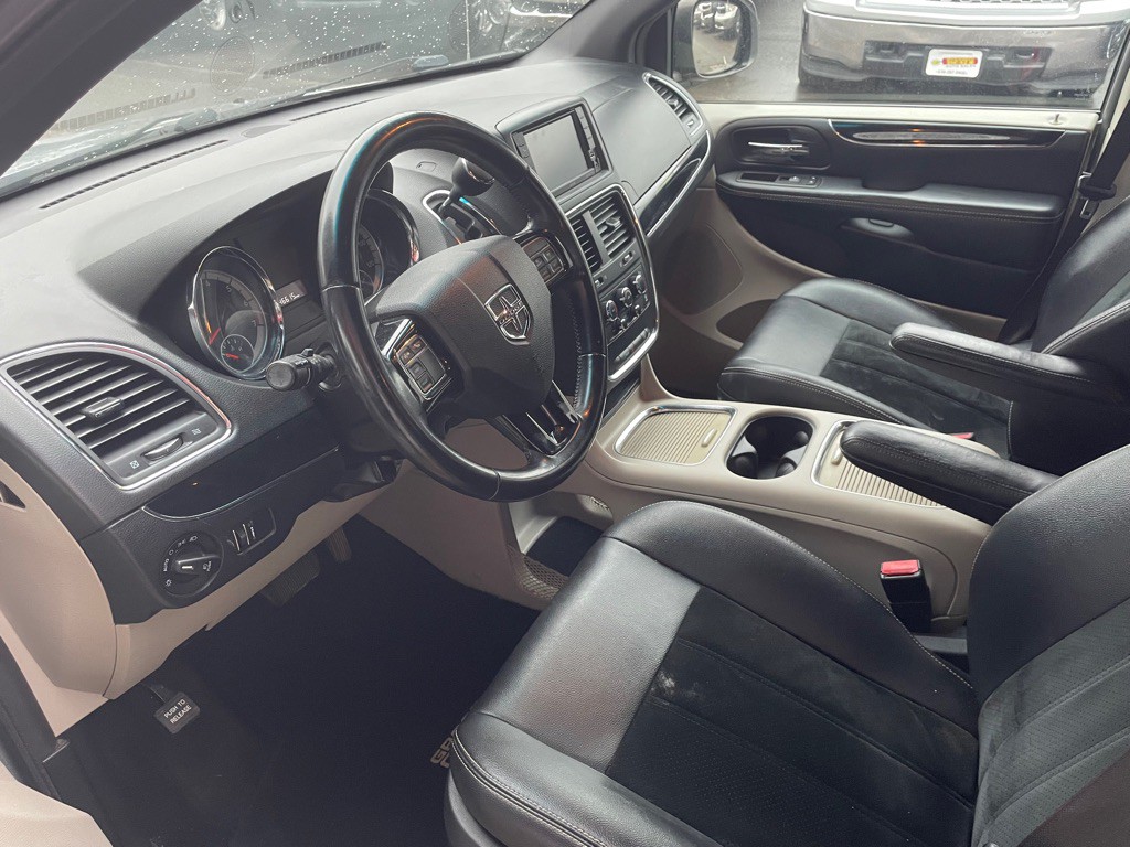 2017 Dodge Grand Caravan Image 8