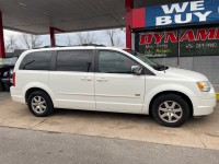 Image for 2008 Chrysler Town & Country Touring ID: 7024399
