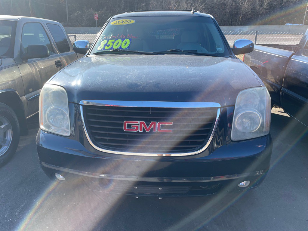 2009 GMC Yukon Image 2