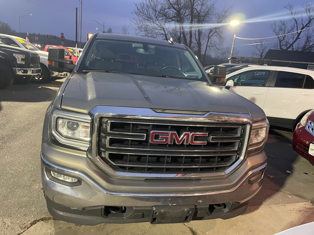 2017 GMC Sierra Image 3