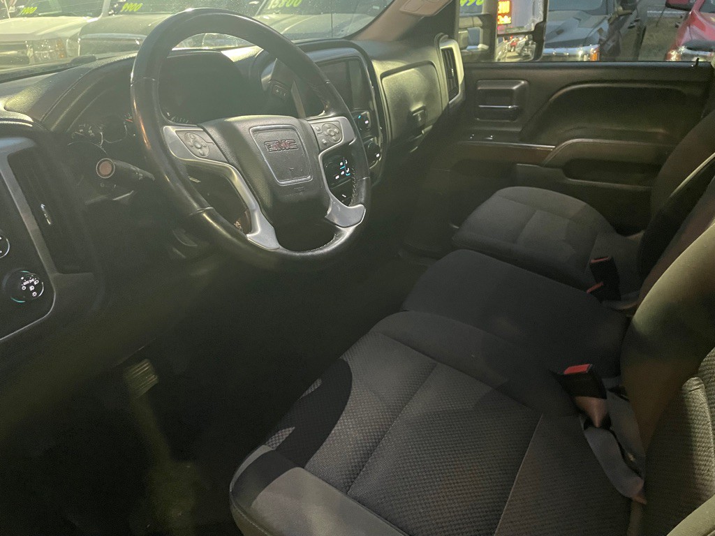 2017 GMC Sierra Image 8