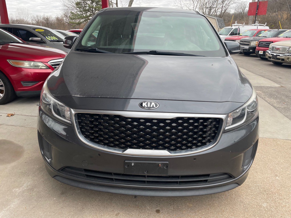 2018 Kia Sedona Image 3