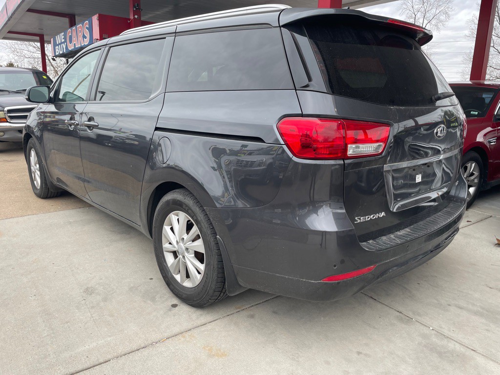 2018 Kia Sedona Image 7