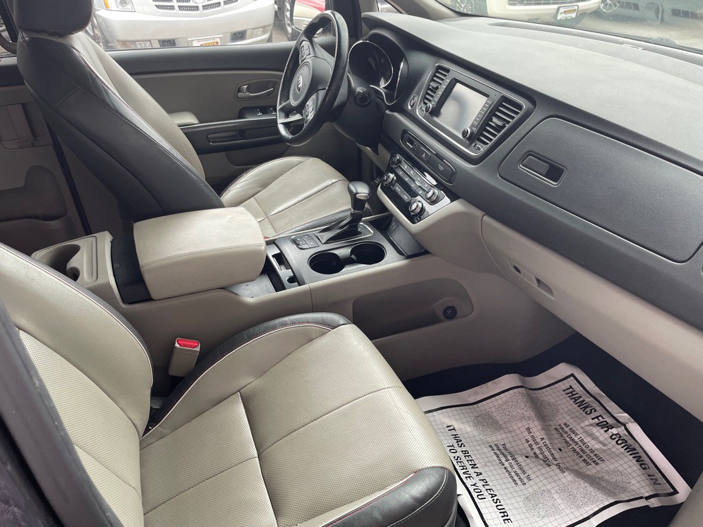 2018 Kia Sedona Image 11