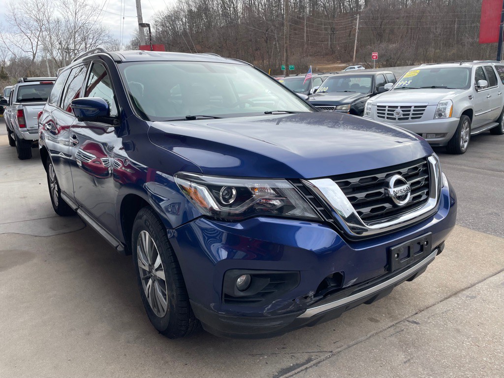 2019 Nissan Pathfinder Image 1