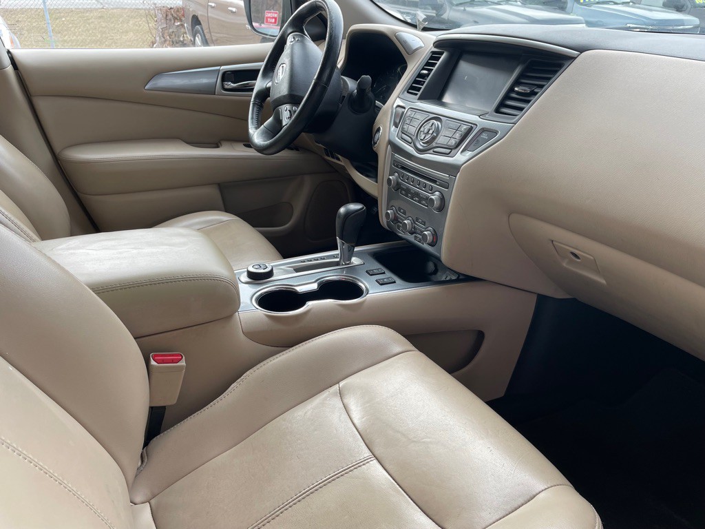 2019 Nissan Pathfinder Image 10