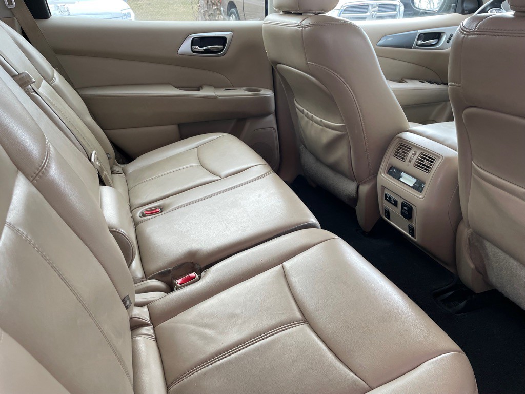 2019 Nissan Pathfinder Image 11