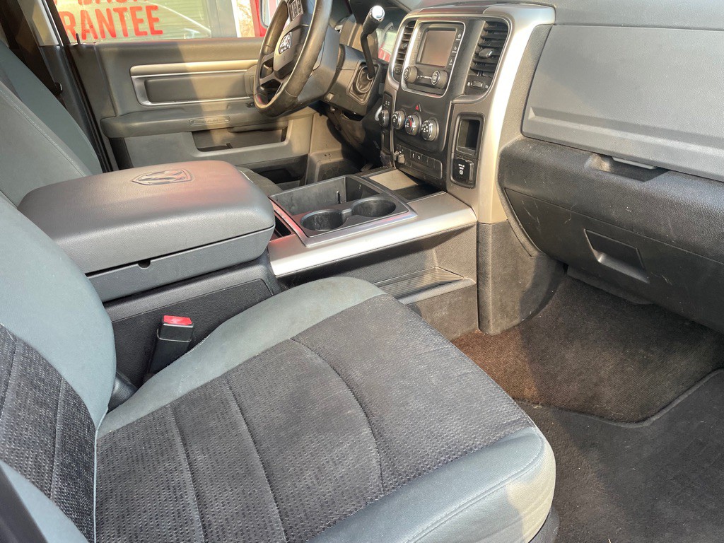 2014 RAM 2500 Image 10