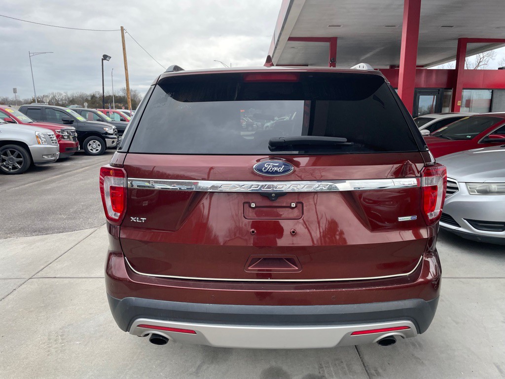 2016 Ford Explorer Image 6