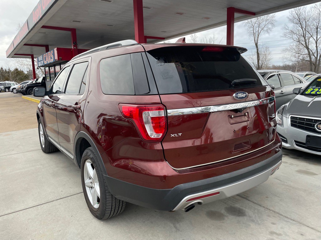 2016 Ford Explorer Image 7