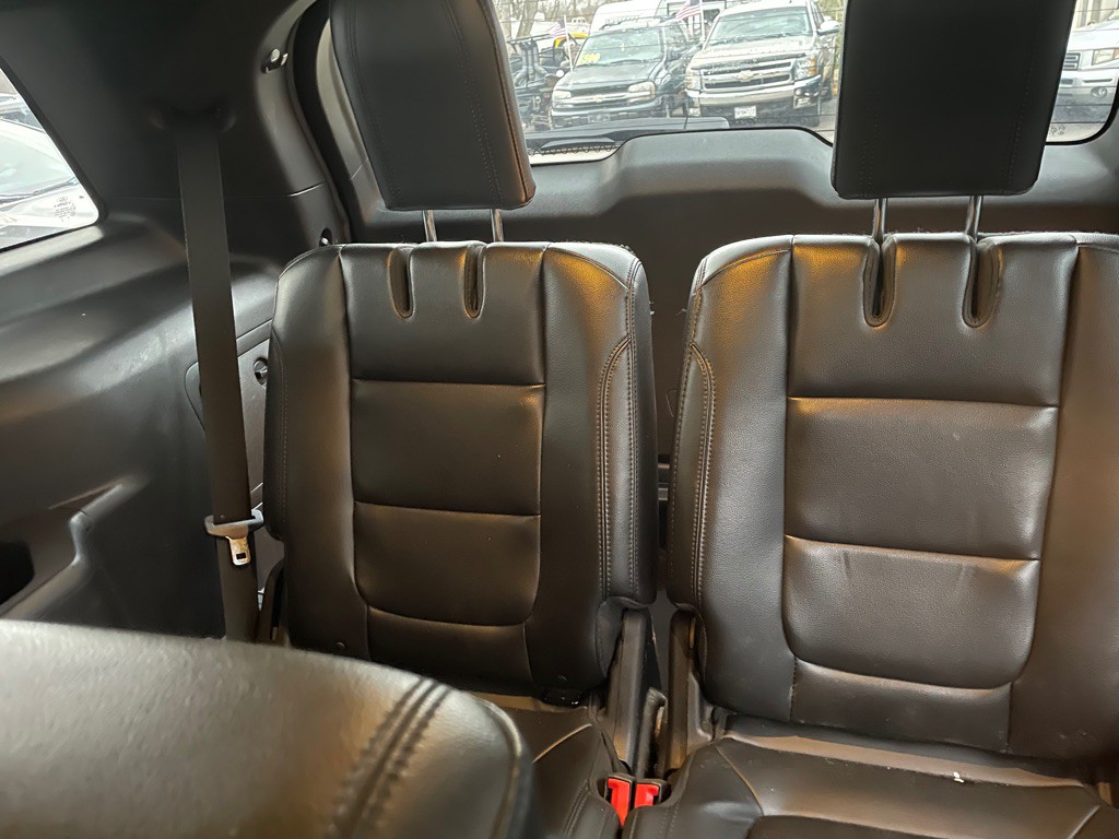 2016 Ford Explorer Image 11