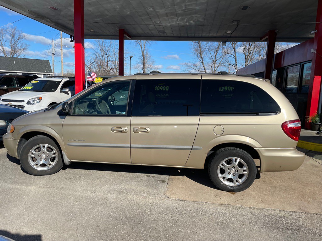 2001 Dodge Grand Caravan Image 4