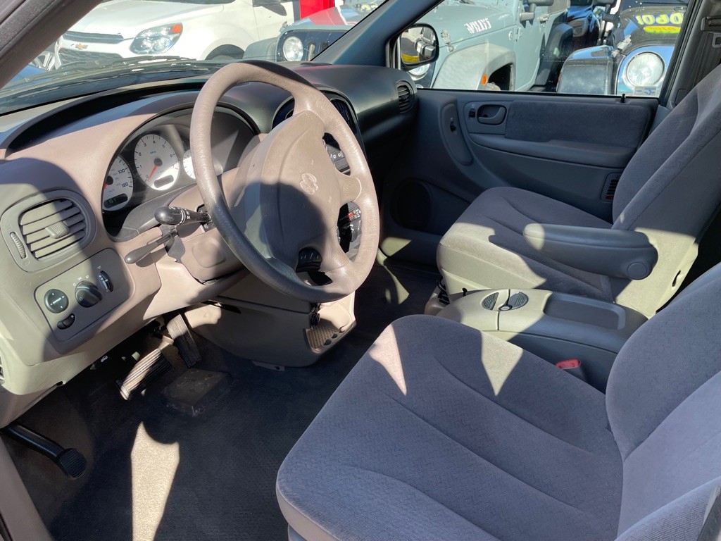 2001 Dodge Grand Caravan Image 8