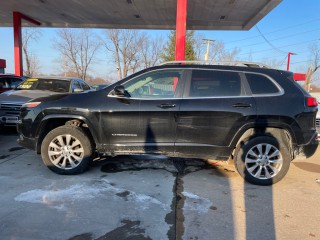 Image for 2017 Jeep Cherokee Overland ID: 7169797