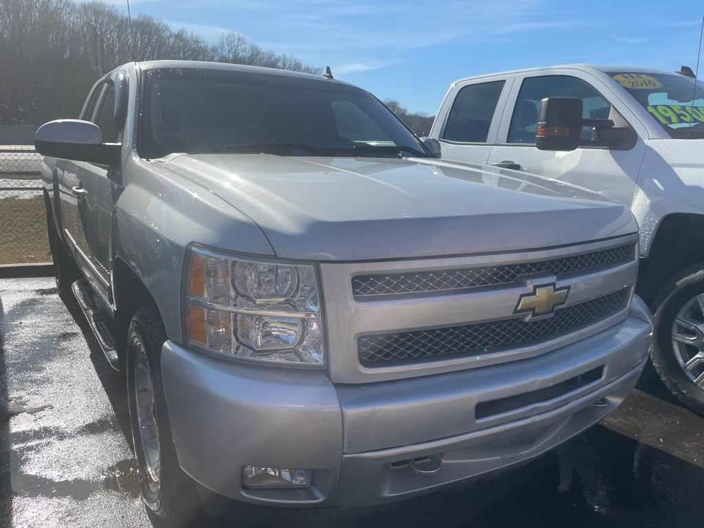 2010 Chevrolet Silverado 1500 Image 1