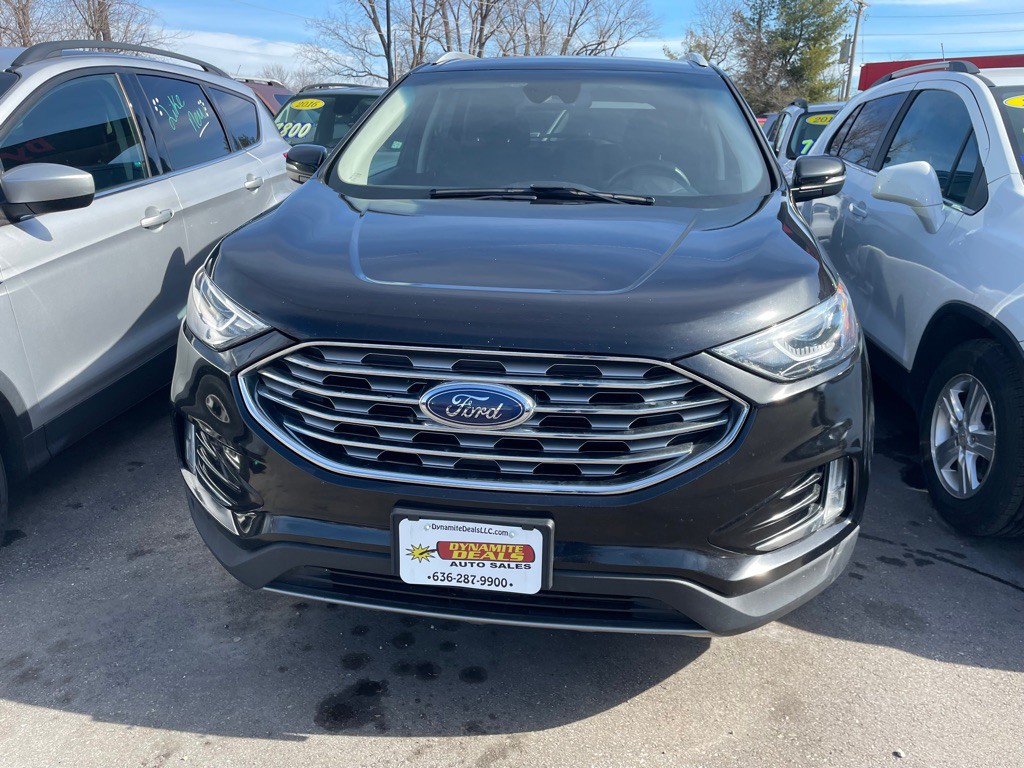 2019 Ford Edge Image 2
