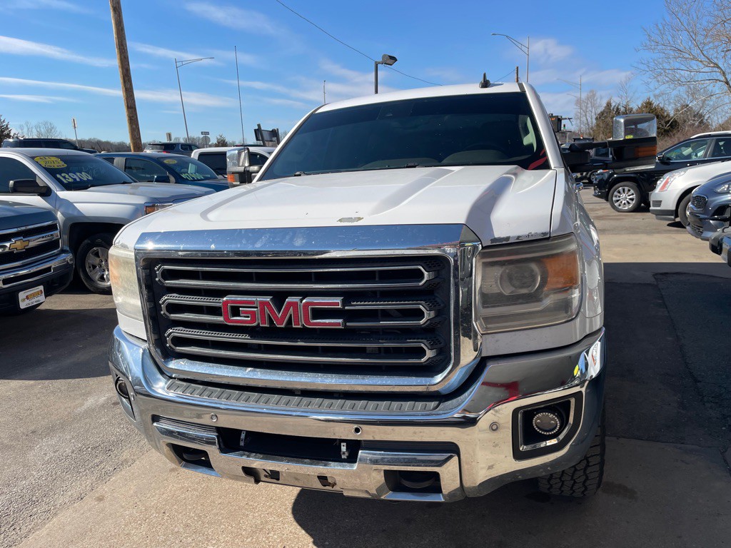 2015 GMC Sierra Image 3