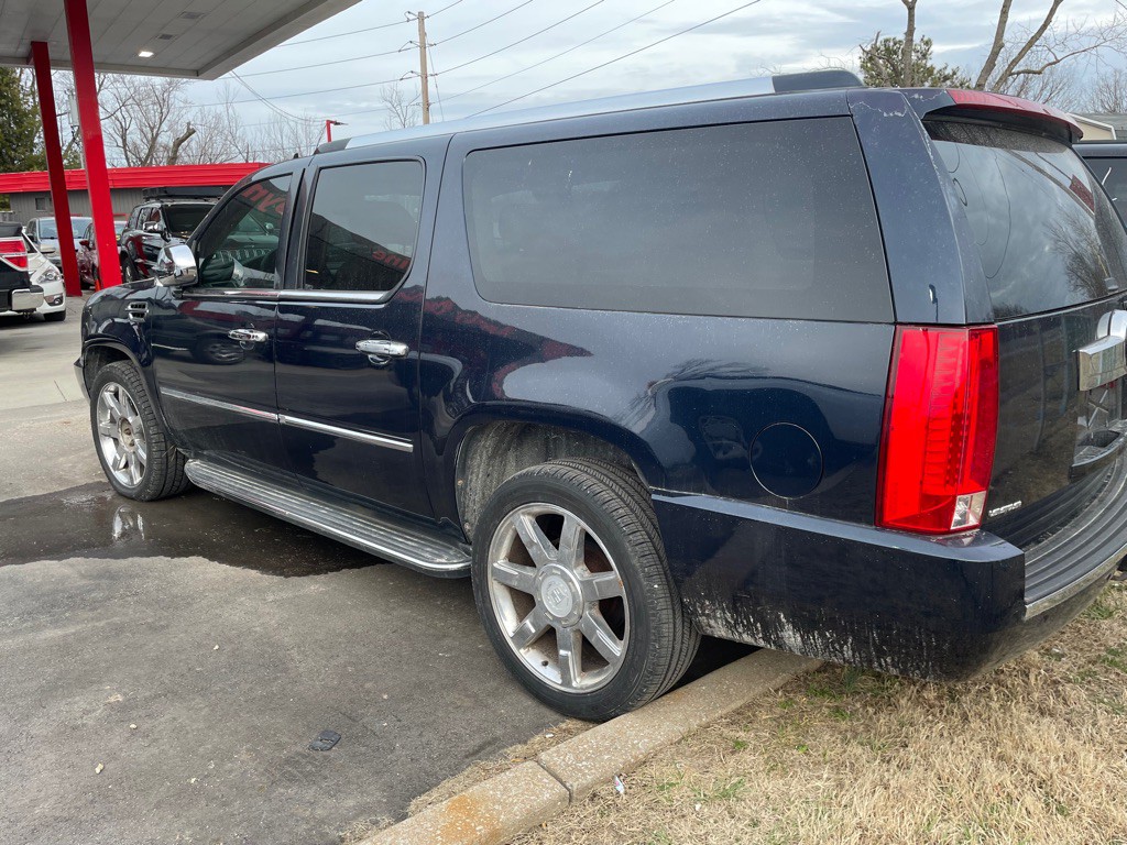 2007 Cadillac Escalade Image 5