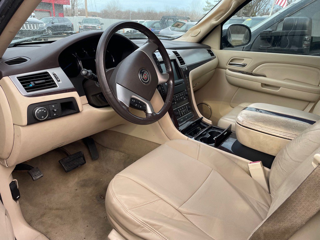 2007 Cadillac Escalade Image 6