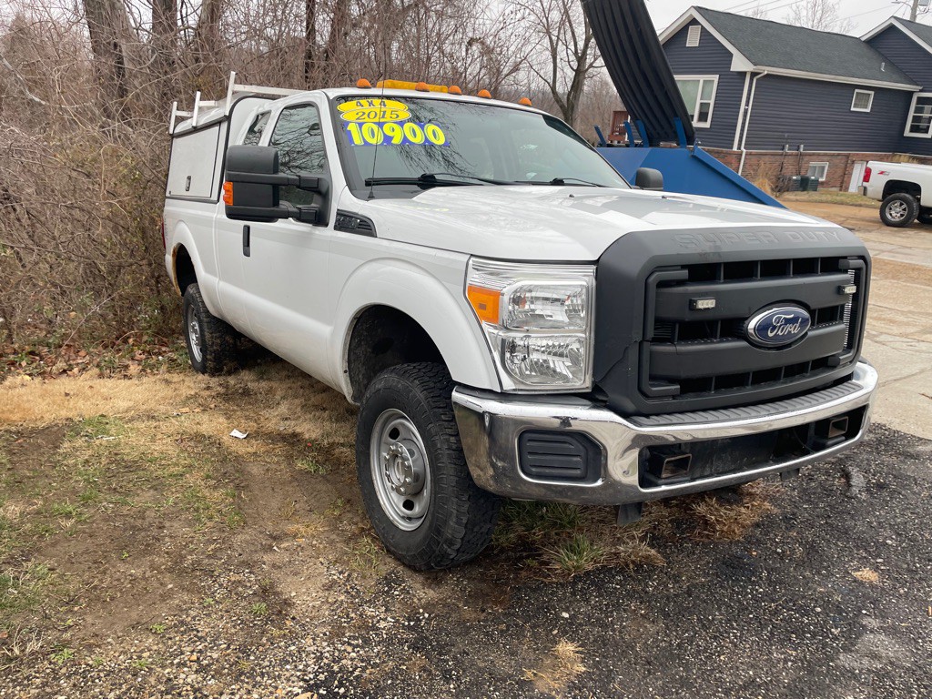 2015 Ford F-250 Image 1