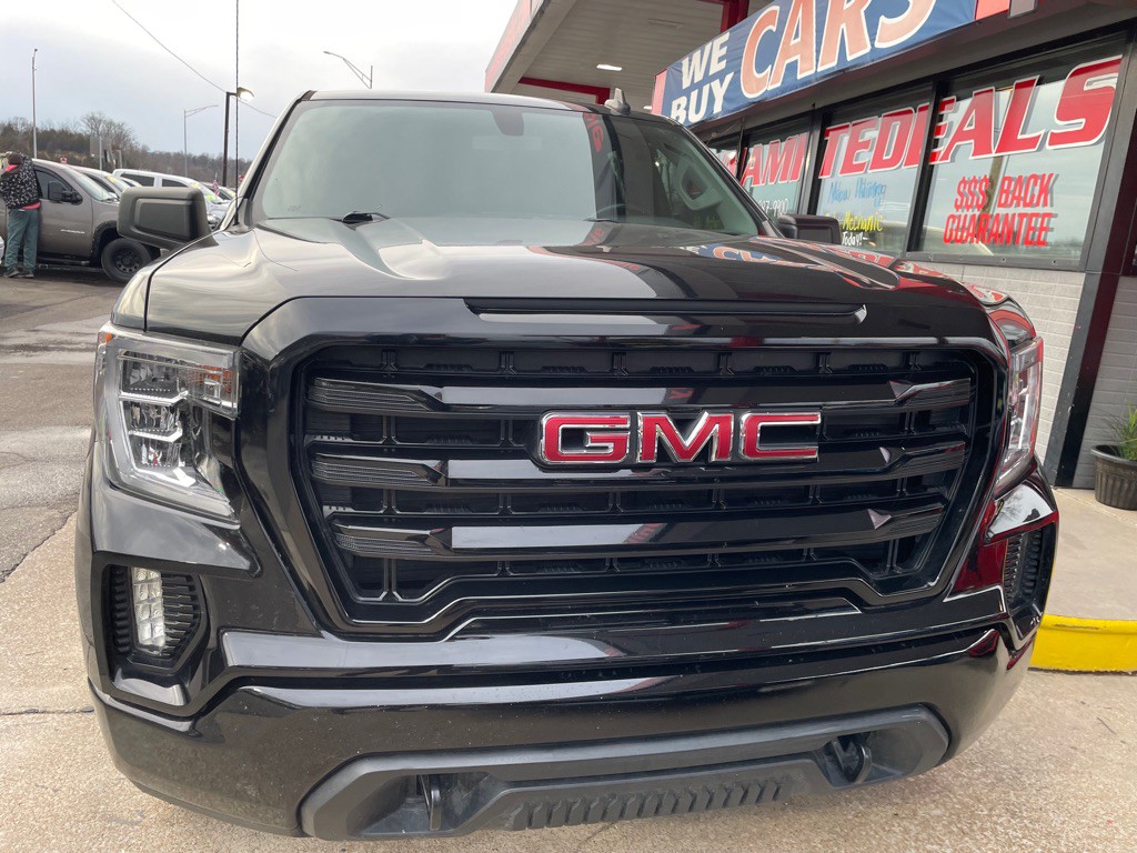 2020 GMC Sierra Image 2