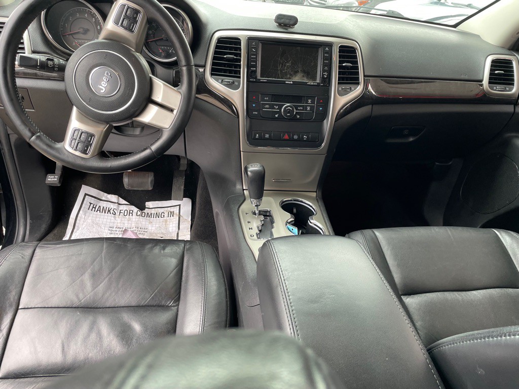 2012 Jeep Grand Cherokee Image 9