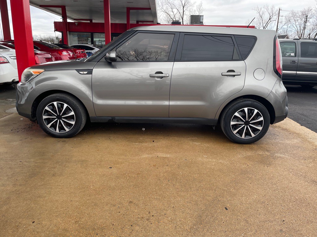 2014 Kia Soul Image 1