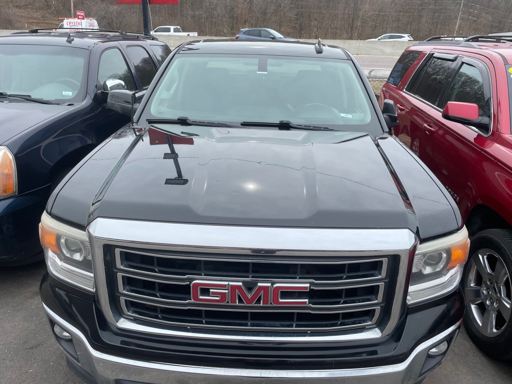2015 GMC Sierra Image 2