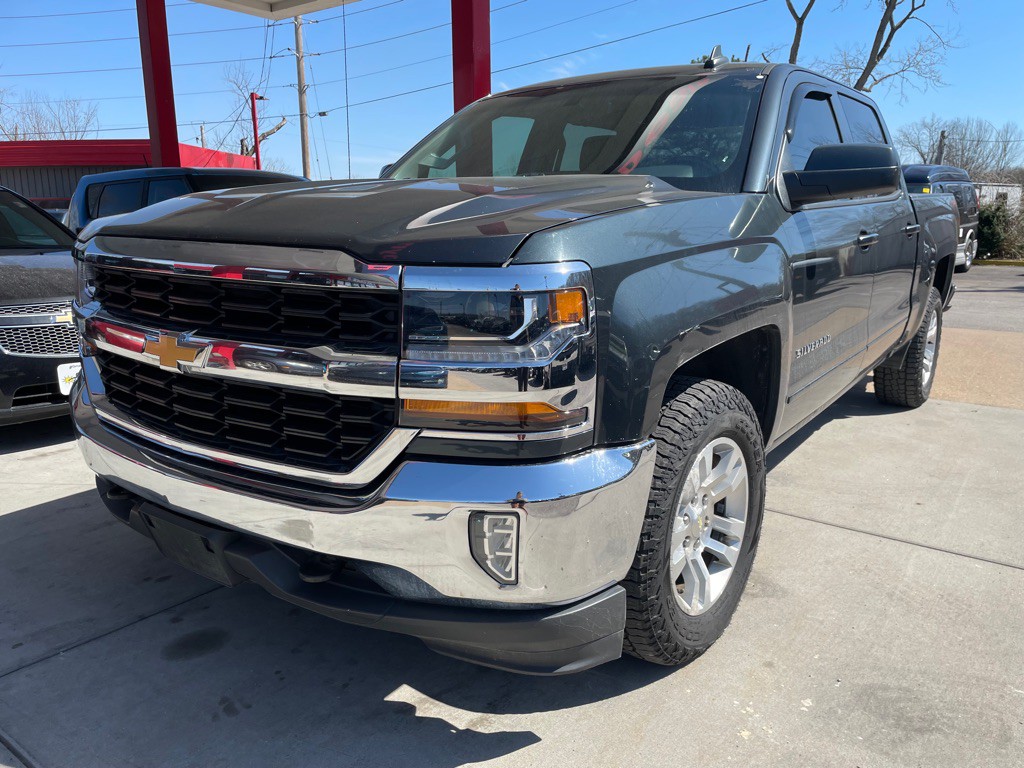 2018 Chevrolet Silverado 1500 Image 2