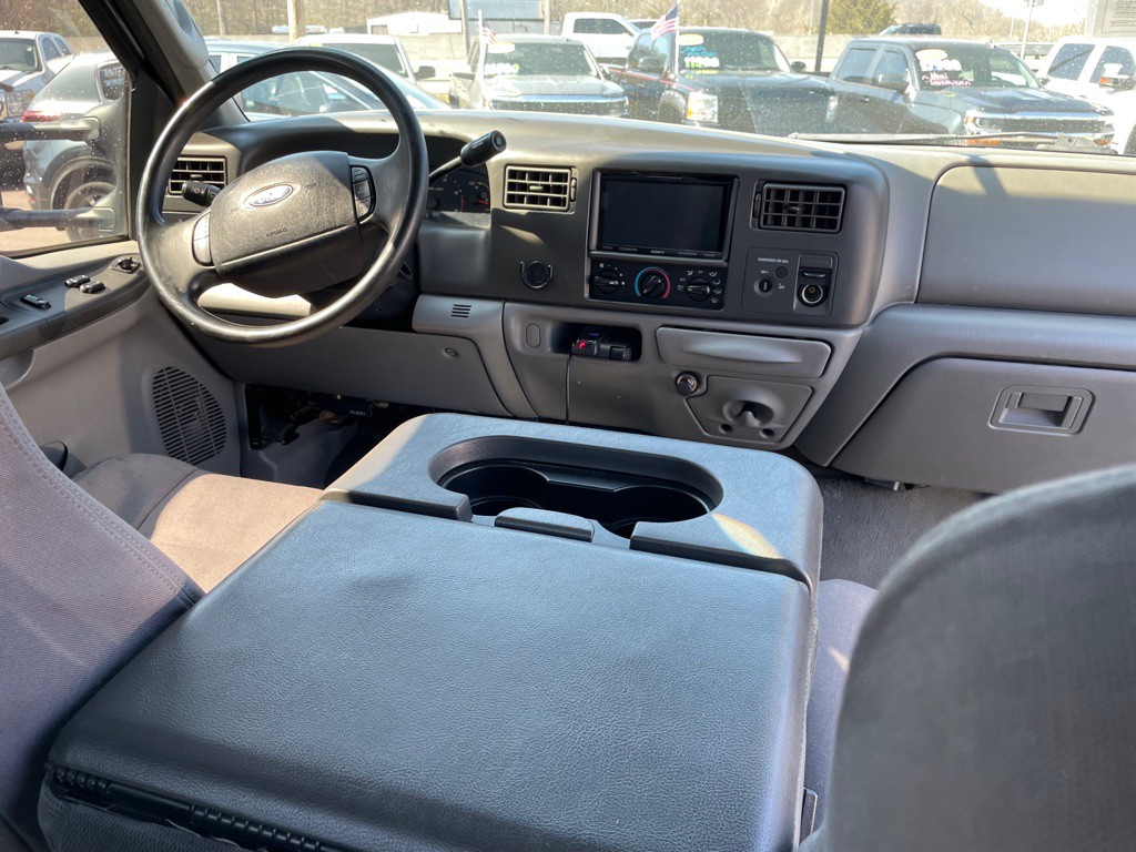 2003 Ford F-250 Image 8